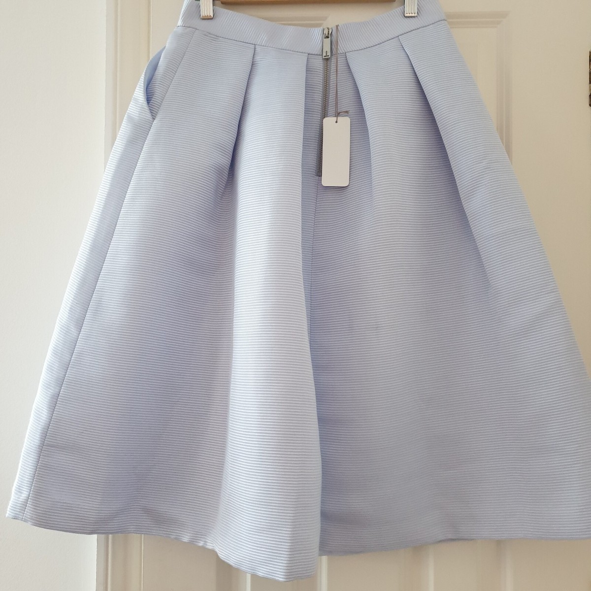 Ted Baker Skirt Size Large 12 EU 40 Light Blue Pleated Flare Lined