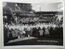 PHOTOGRAPH CEVA GRAPE FESTIVAL HARVESTERS PROCESSION TRADITION WEDGE PHOTO