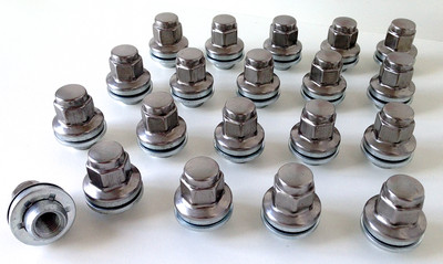 20 x original spec M12 x 1.5 19mm Hex, flat Seat O.E style Car wheel nuts lugs