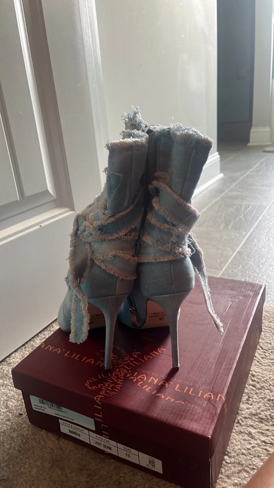 Bota Feminina Liliana Denim Azul Desgastada Peep Toe Stiletto Tornozelo Zíper Tamanho 7.5 - Imagem 2 de 3