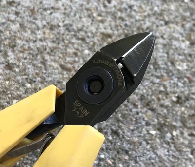 8140 Lindstrom diagonal side wire cutter, cuts