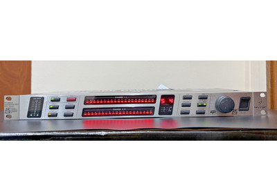 Behringer FBQ2496 Feedback Destroyer Pro 24 Bit 96kHz Rack EQ Prozessor