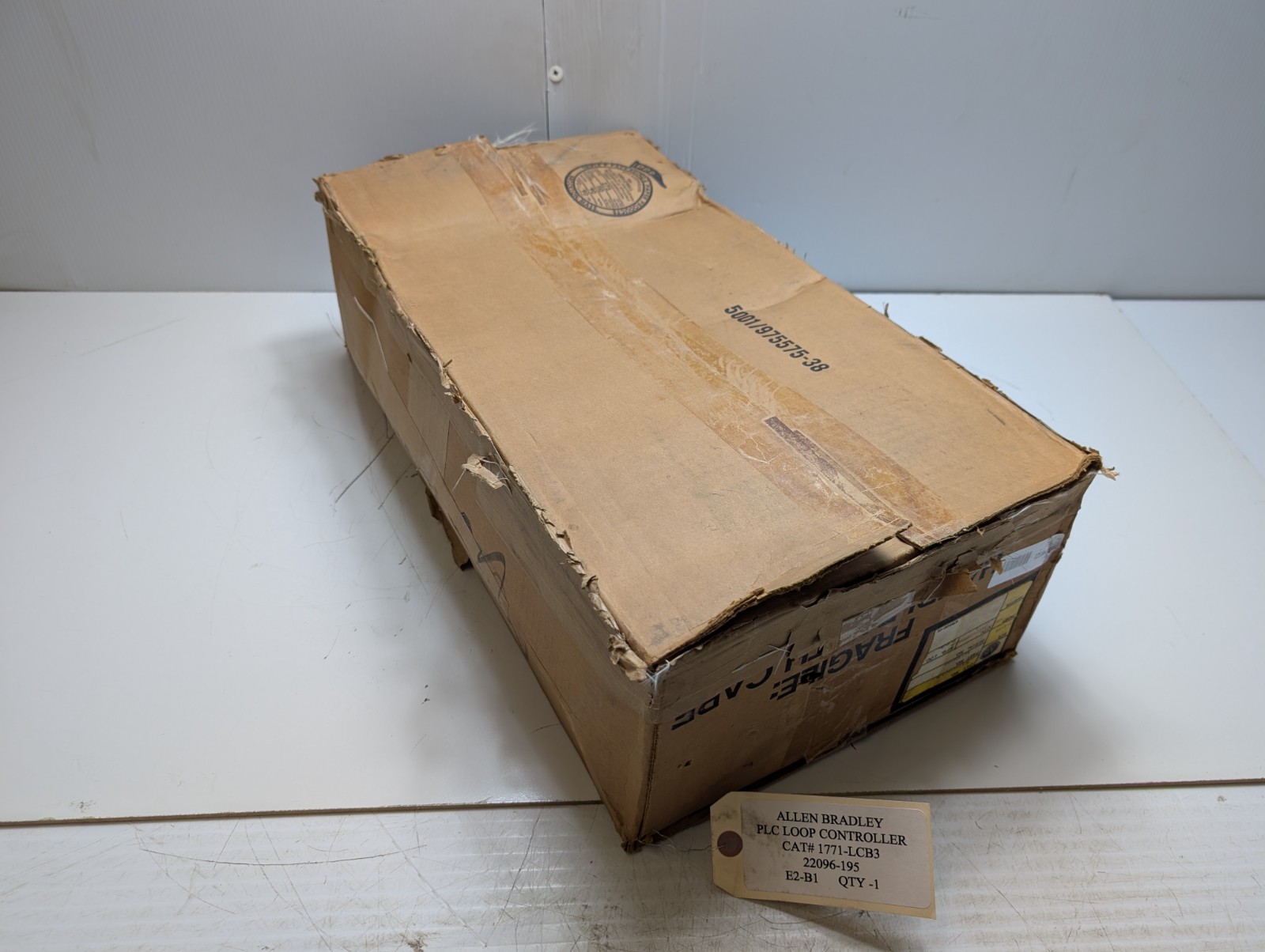 ALLEN BRADLEY 1771-LCB3 PLC PROGRAMMING EQUPIMENT LOOP CONTROLLER