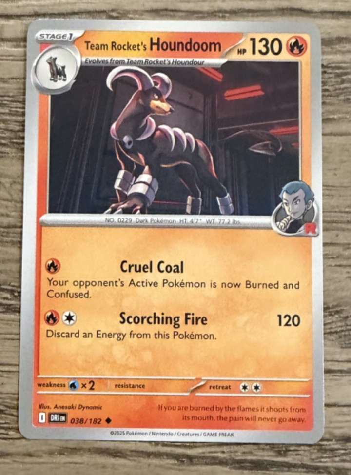 Team Rocket's Houndoom 38/182 Pokemon Destined Rivals