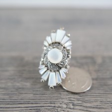 Vintage Sterling Silver 925 Ring with Mother of Pearl and Marcasite - Size 6.75