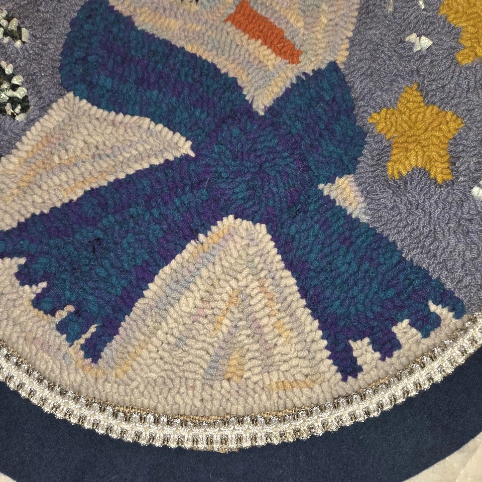 Snowman Table Topper Hand Hooked Wool Cushion Cover Wall Art Folk Art Winter 17 - Image 3 of 4