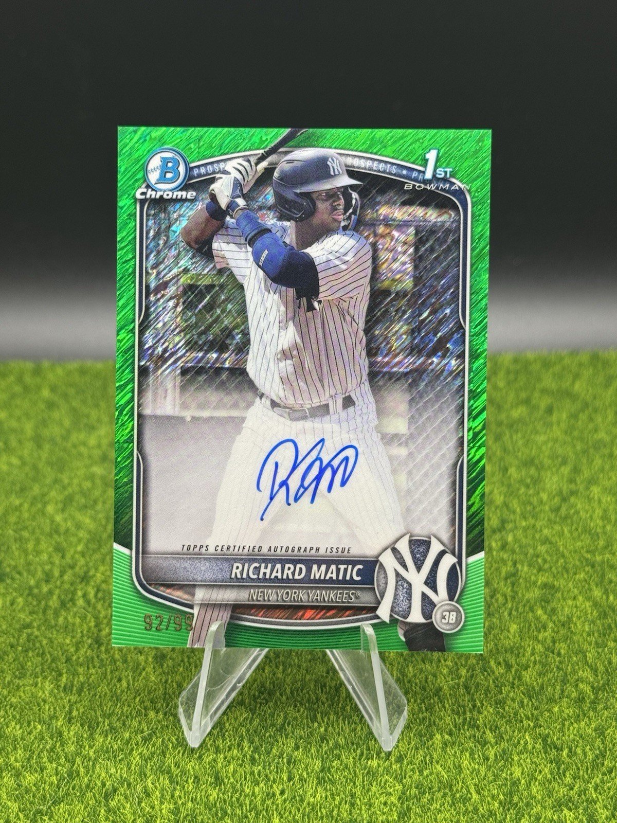 Richard Matic 2025 Bowman Chrome 1st Green Shimmer Auto /99 Yankees Prospect
