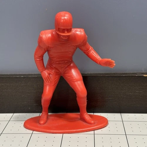 Vtg Louis Marx 1969 Football Player #40 Figure MCMLXIX Molded 4” Red Plastic VG+