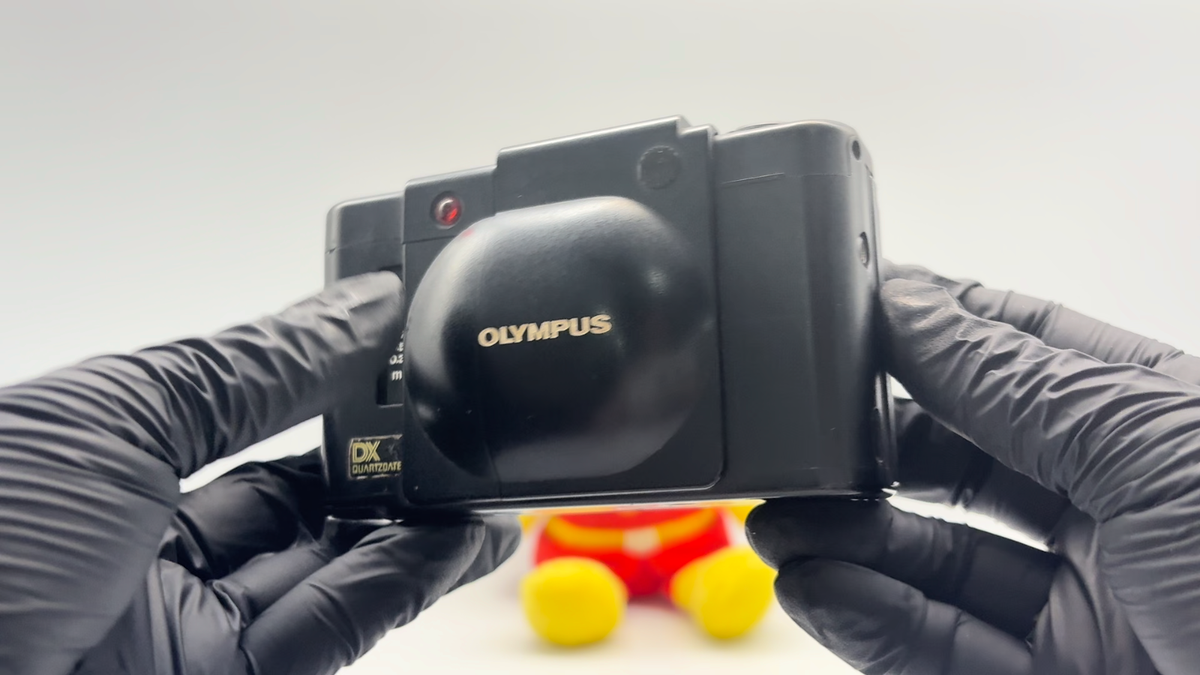 OLYMPUS XA4 MACRO 35mm Point Shoot Compact Film Camera From