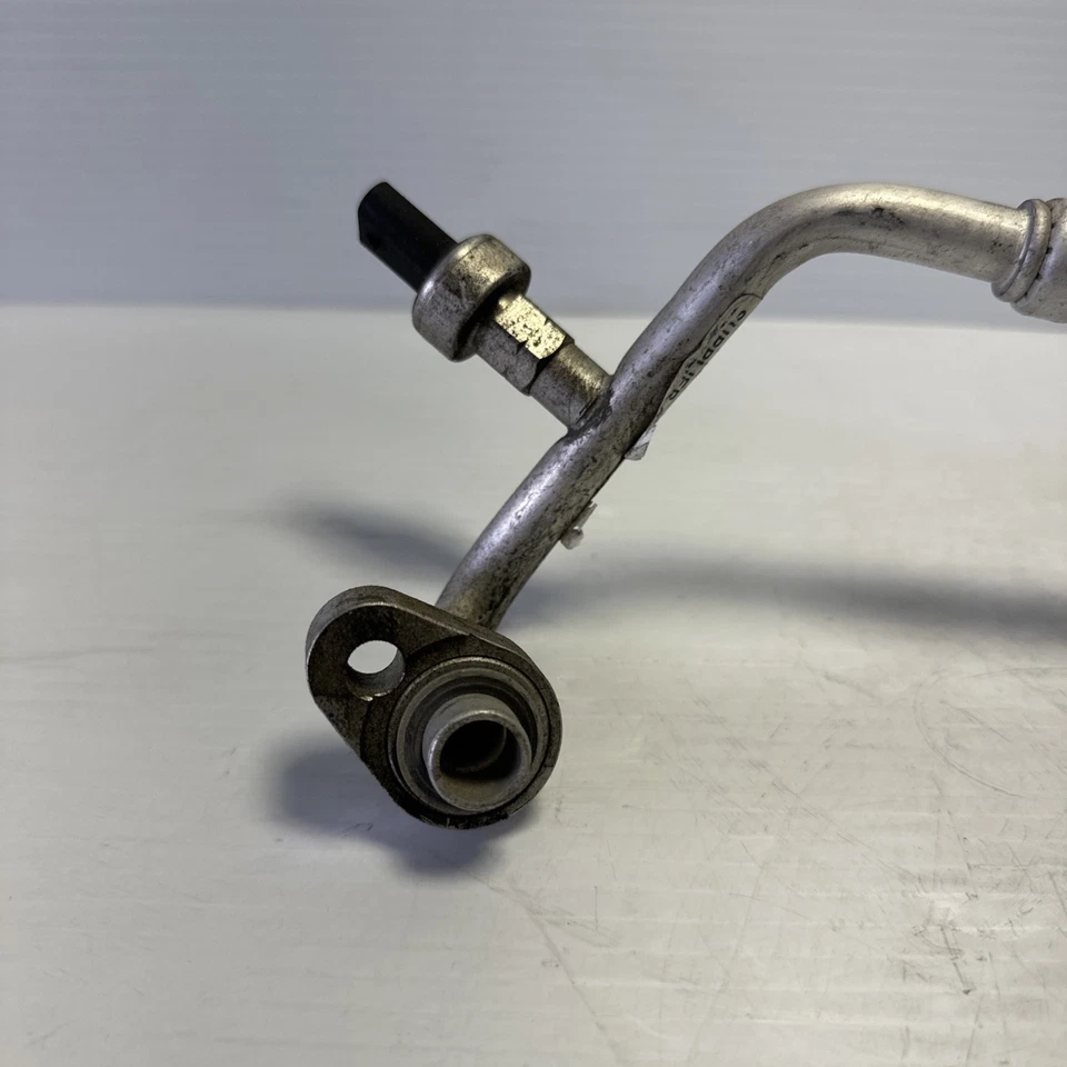 Manguera de descarga de aire acondicionado Jeep Compass Patriot 2010-2017 OEM 68104926AA Foto 3 de 4