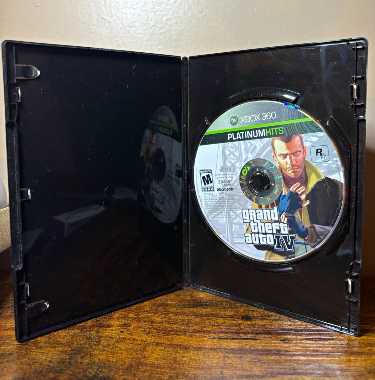 Rockstar Games Grand Theft Auto IV Platinum Hits xbox 360 NOT TESTED!