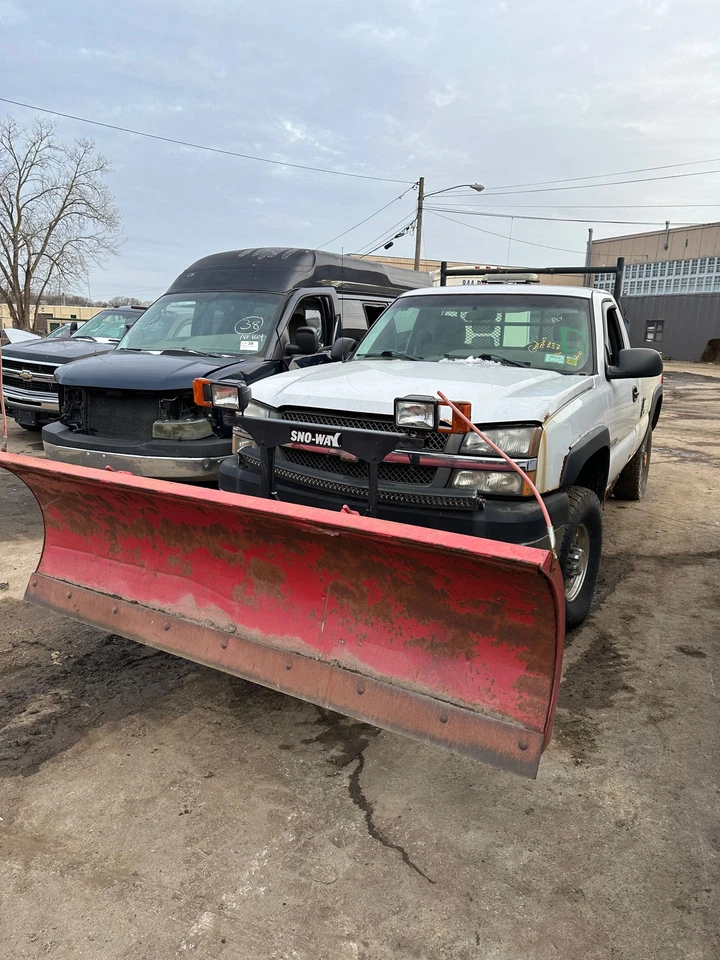 Conjunto de portador diferencial usado se adapta a: camioneta Chevrolet Silverado 2500 2003 Fr Foto 3 de 4