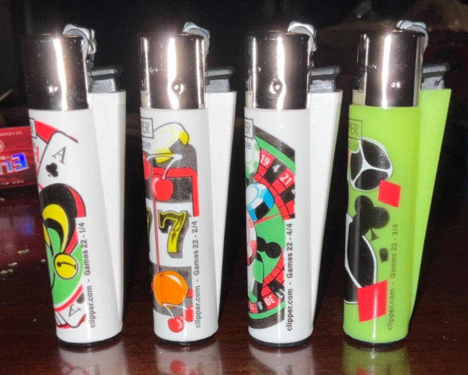Clipper Refillable Lighter Set of 4 Games 22