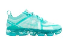 teal vapormax