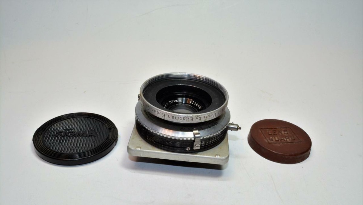 Kodak 100mm f/6.3 Wide Field Ektar on a GRAFLEX lens board
