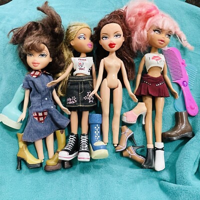 4  Bratz Girl Dolls With Outfits And Extras Some Mismatched Shoes