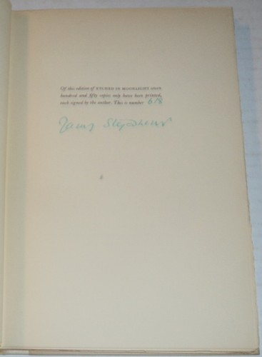 1928 SIGNED LTD ED -. ETCHED IN MOONLIGHT by JAMES STEPHENS - HC / SLIPCASE - Picture 2 of 5