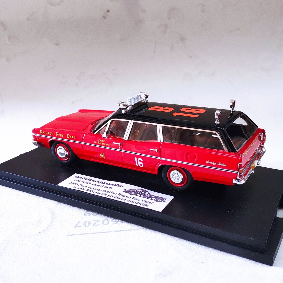 Goldvarg 1/43 Ford Galaxie station Wagon Fire Chief 1970 | eBay