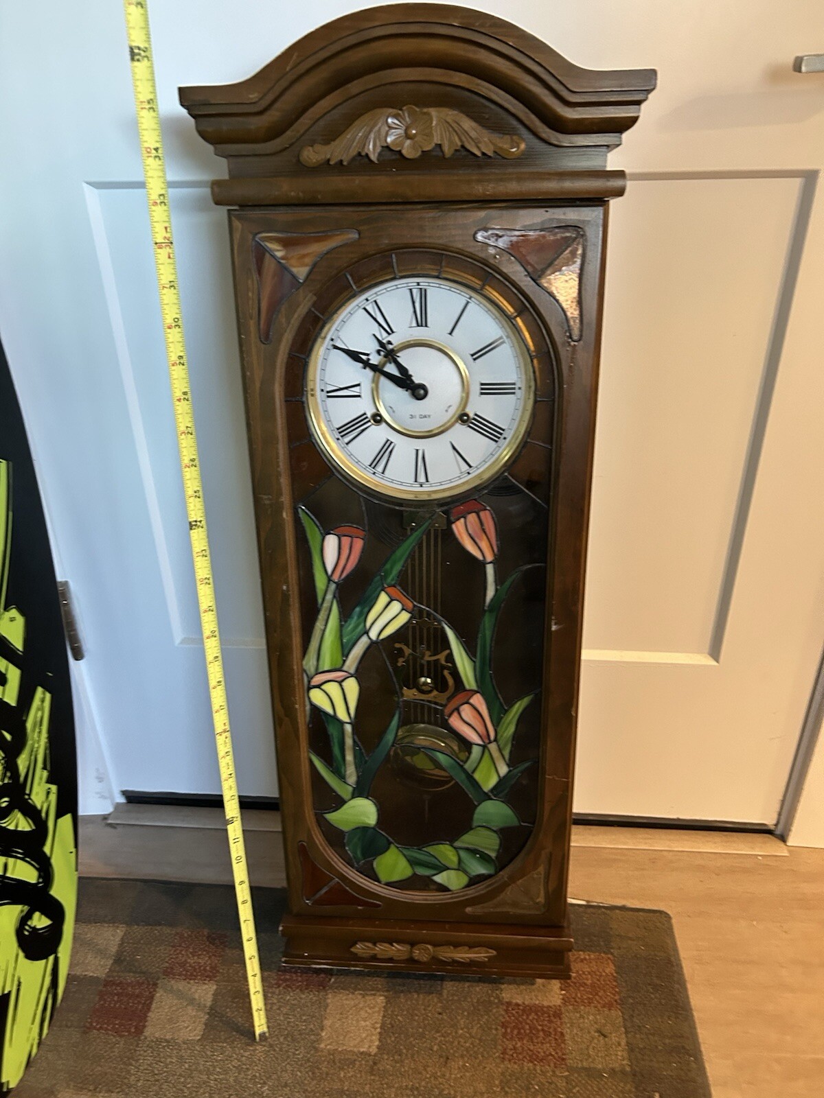 Vintage Elgin Tiffany Style 31 Day Victorian 31 Day Stained Glass Wall Clock