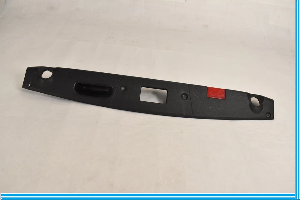 Cubierta de moldura de maletero trasero 10-17 Mercede W207 E350 E400 E550 cupé OEM Foto 3 de 4