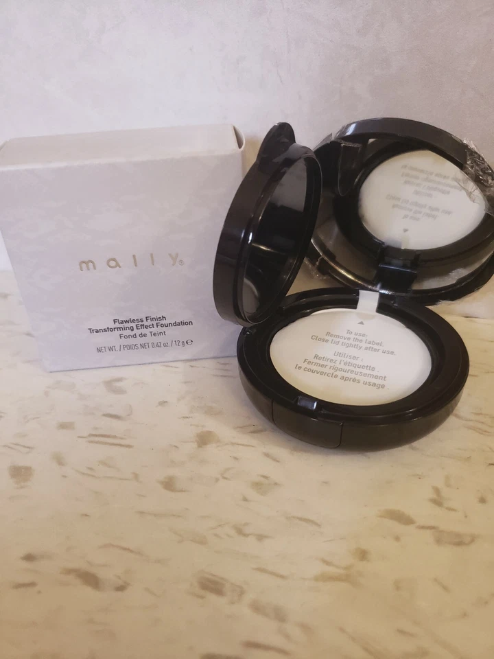 Mally Flawless Finish Transforming Effect Foundation MEDIUM full size NIB - Image 2 of 3