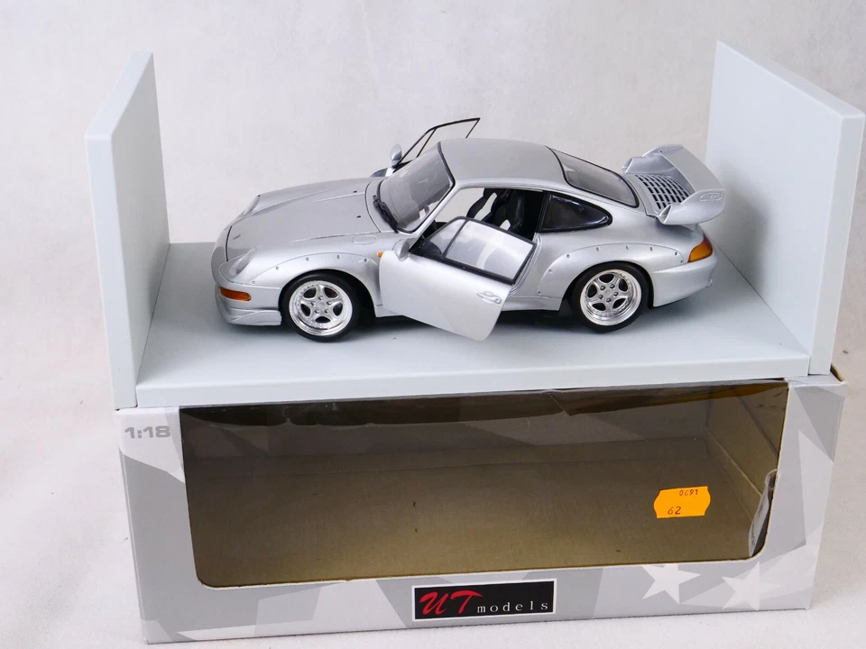 UT Models - Porsche 911 GT 2 Street 1997 Silver 1/18 neuf en boîte  - Photo 2/4