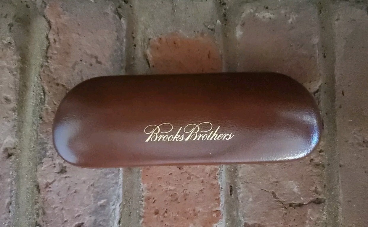 Vtg  BROOKS BROTHERS Eyeglasses Case Brown Hard Clam Shell 