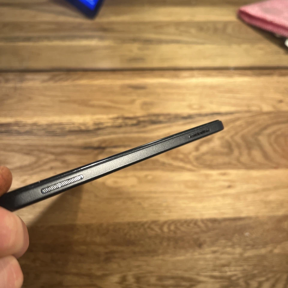 Samsung Galaxy Tab A6 SM-T580 Schwarz  -Top Zustand- - Bild 3 von 4