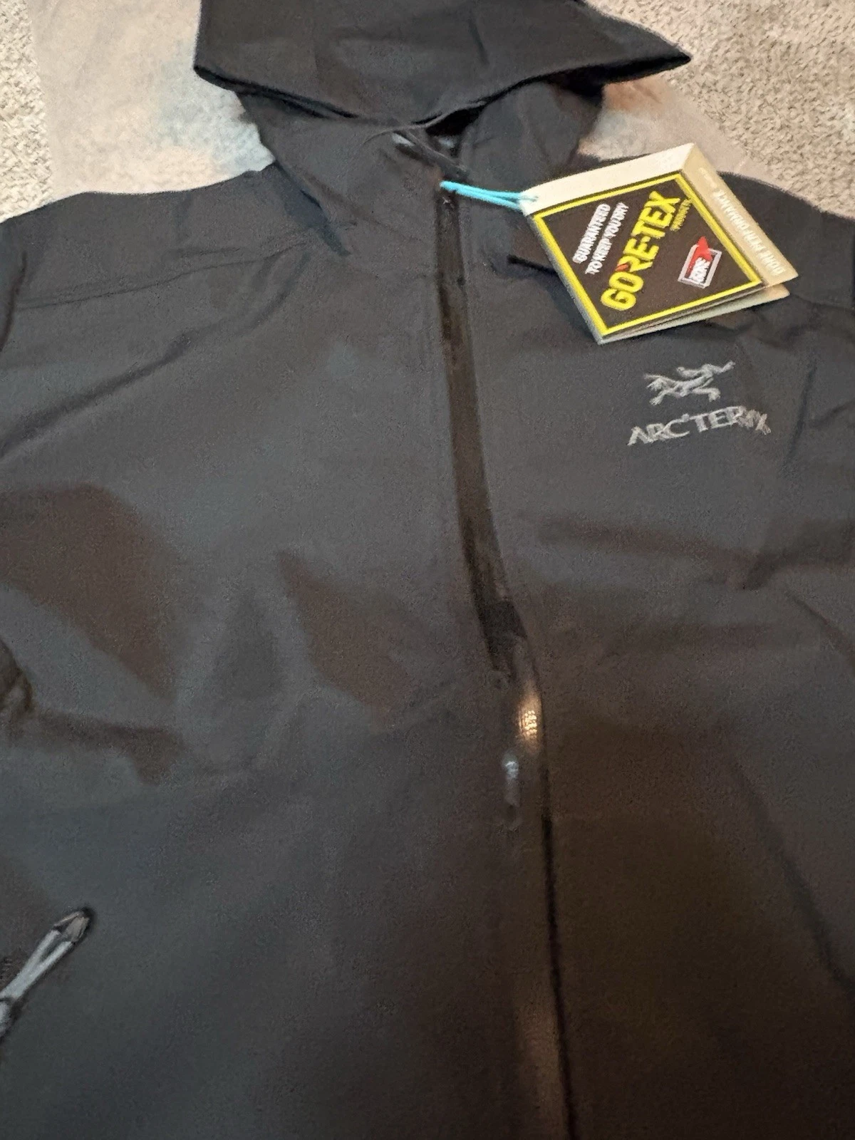 Arc’teryx Beta LT Waterproof GORE-TEX Jacket – Black  Brand New with Tags Size L image 4