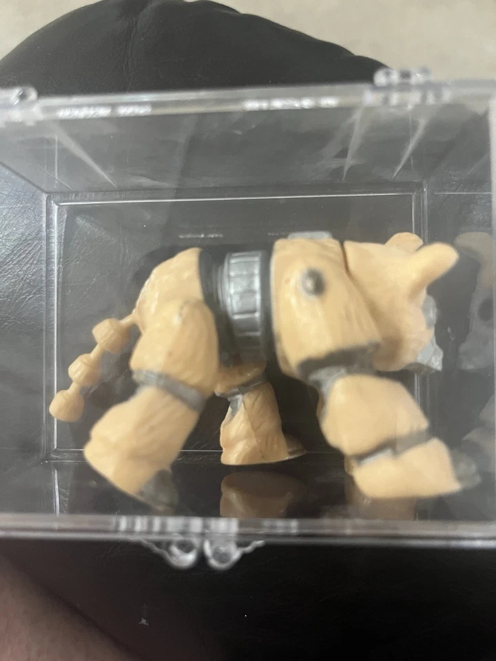 Juguete de colección Battlestar Galactic Muffet para perro Foto 2 de 4