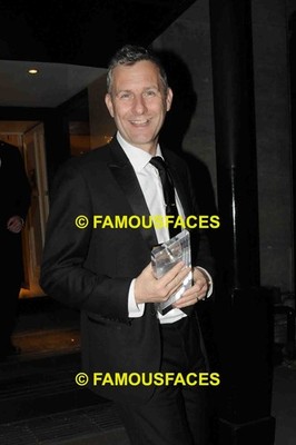 Adam Hills Press Sammlerstück Promi-Foto 9 x 6 Zoll Nr. 27665