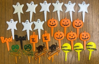 Vtg 80s/90s Halloween Plastic Cupcake Toppers Cat Pumpkin Ghost Trick Or Treat ￼