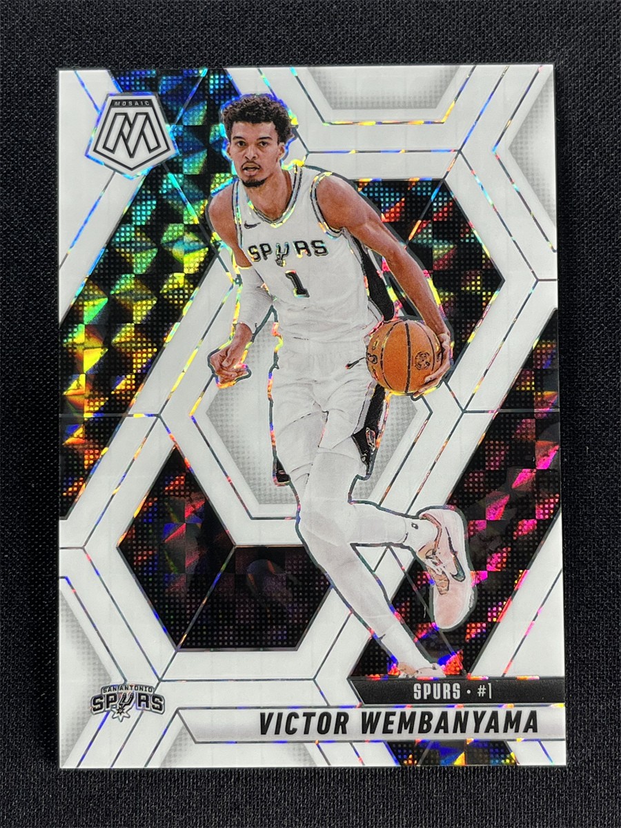 2024-25 Panini Mosaic Victor Wembanyama #31 White Prizm Color Match Spurs /25