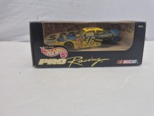 Hot Wheels Pro Racing 1:43 Nascar 16 Primestar Ted Musgrave Car