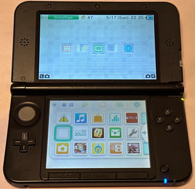 Nintendo 3DS XL Red/Black Handheld System with Charger *TESTED*