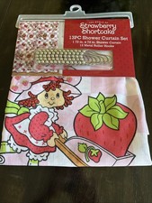 Strawberry Shortcake 13 Piece Shower Curtain Set Metal Hooks