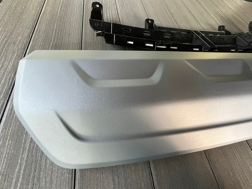 Revestimiento de cubierta inferior para parachoques trasero Honda Pilot 23-24 con pieza de sensor # 71509-T90-A10 - Imagen 3 de 13