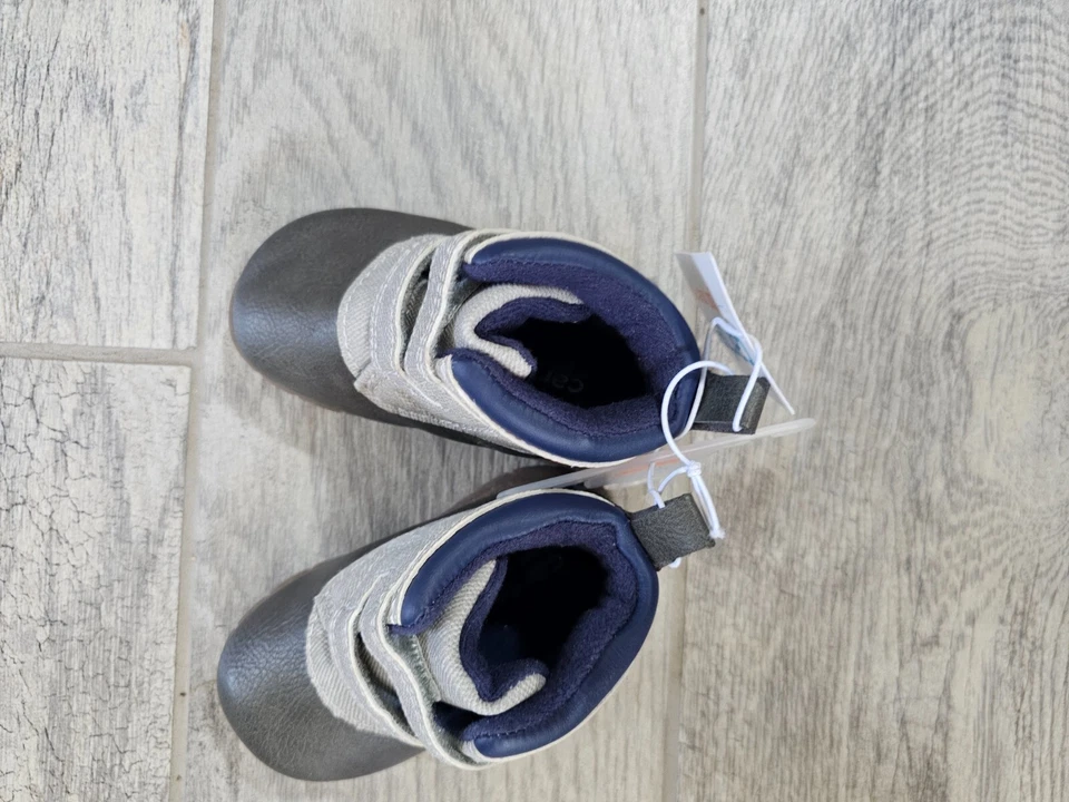 New Baby Boy Carter's Shoes Size 3 Gray & Blue Soft Soles For Learning To Walk - Image 4 of 4
