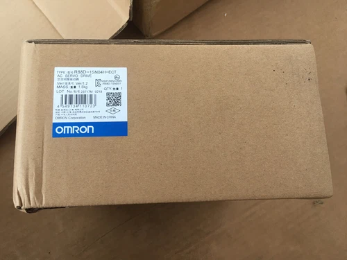 Omron R88D-1SN04H-ECT Servo Driver Nuovo Uno R88D1SN04HECT // - Foto 1 di 2