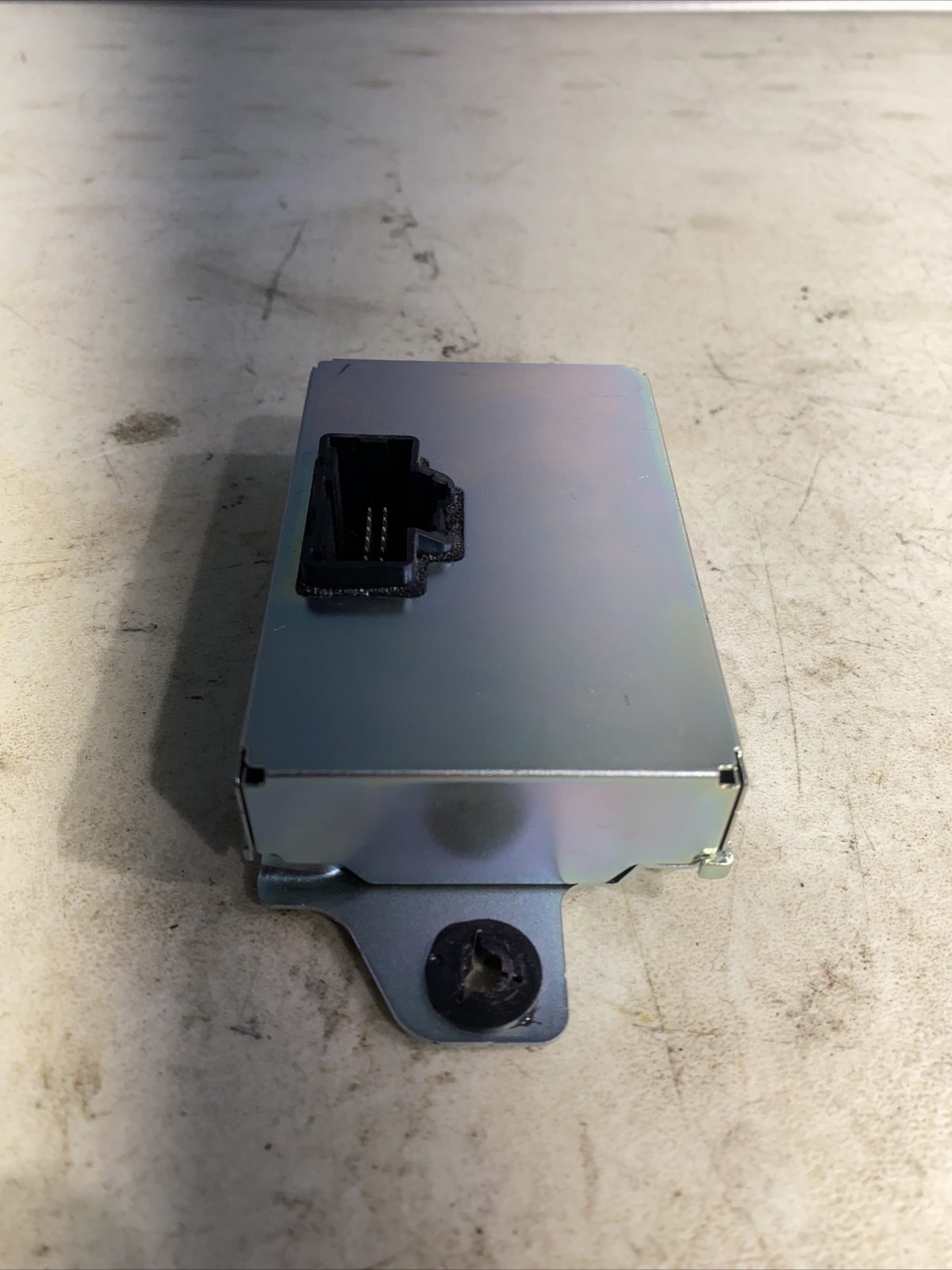 2010 2013 CHEVROLET EQUINOX BCM BCU BODY CONTROL MODULE UNIT