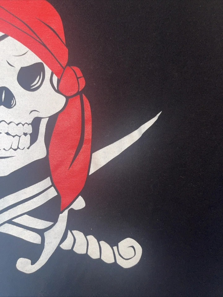 Camiseta para niño negra talla L pirata calavera espadas cuello redondo manga corta camiseta informal Foto 4 de 4