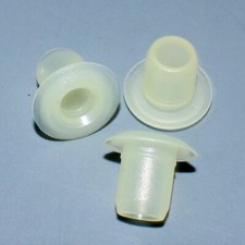 10pcs Emblem Grommet Retainer Clip Fastener For Bmw 51141902279 White Nylon