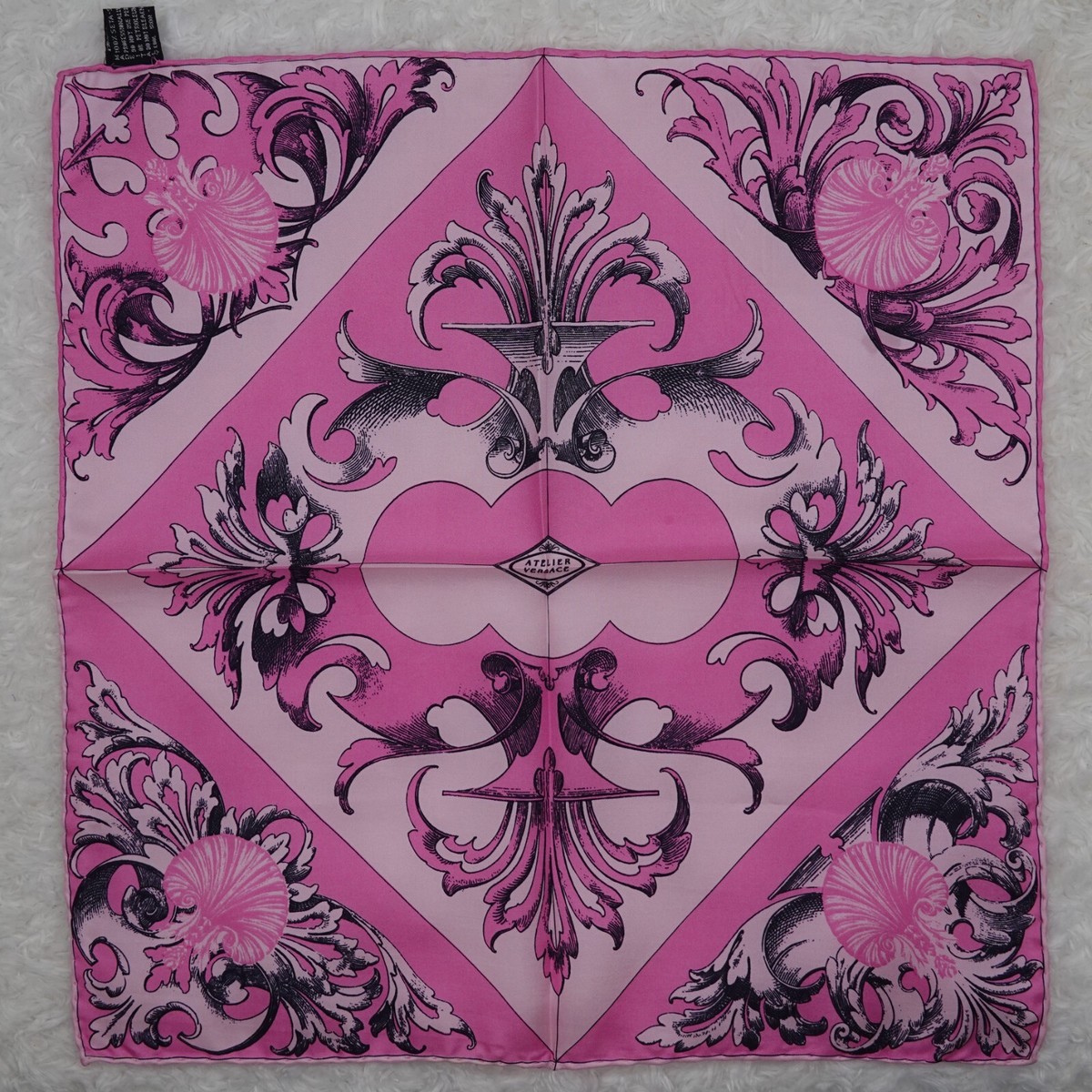 M292 ATELIER VERSACE Silk Pink Scarf Scarves Pocket Square 16
