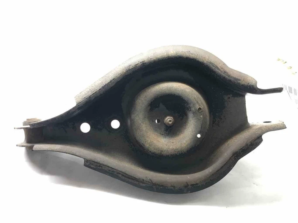 Chevrolet Equinox 2005-2009 brazo de control inferior conductor trasero izquierdo OEM bueno Foto 2 de 4