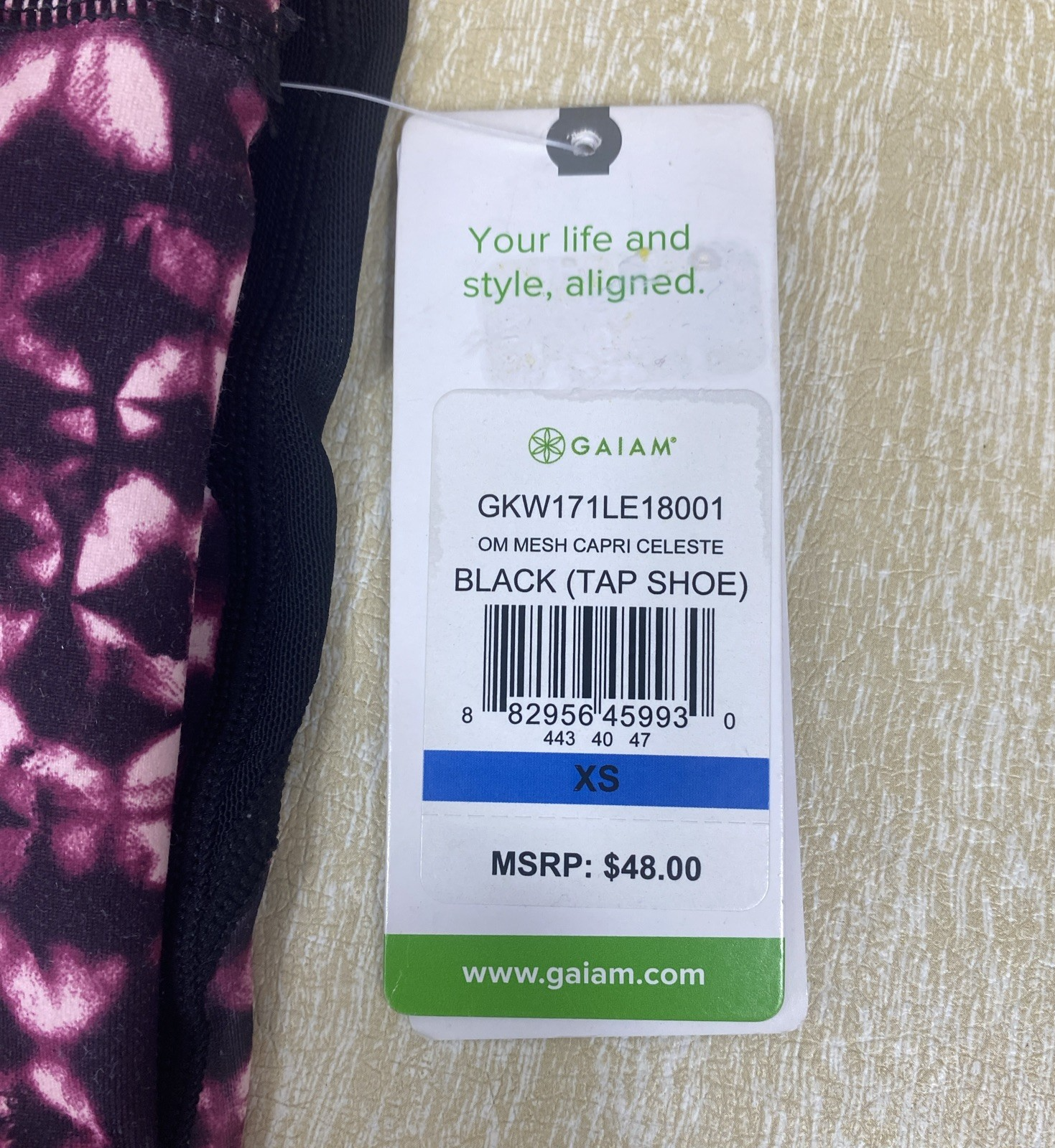 ALTRA Leggings GAIAM OM Yoga Capri nuovi con etichette vita stay put taglia XS