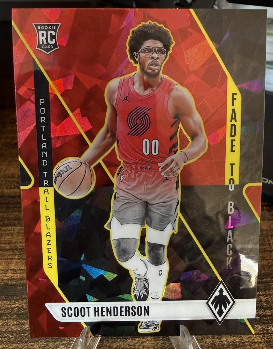 2023-24 Panini Phoenix - Fade to Black Scoot Henderson #6 Red Ice (RC)