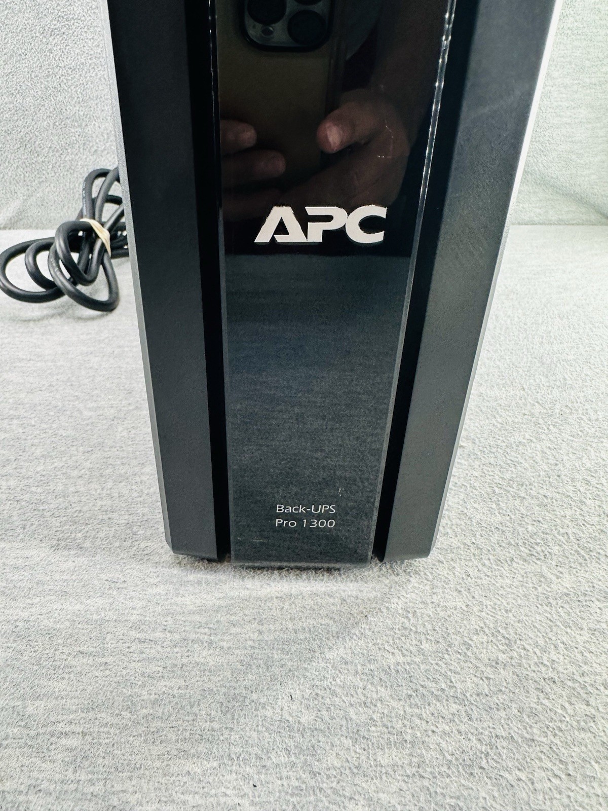 APC BACK-UPS PRO 1300 - BR1300G Battery Pro System Surge Protector    NO Battery