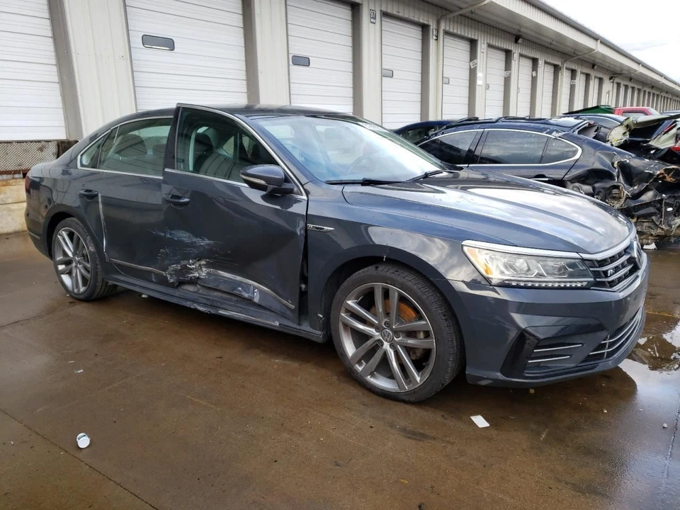 Volkswagen Passat ECM 2017 módulo de control electrónico 1,8 L usado 147 k millas Foto 4 de 4