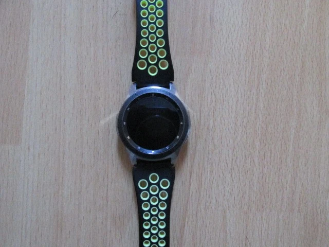 Samsung Galaxy Watch SM-R800 46mm Bluetooth Smartwatch - Silber, Foto 1 von 3
