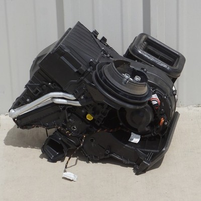2014 - 2020 BMW i3 HVAC AC Heater Blower Motor Housing Box OEM